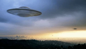 Big Data Pipeline Applied to UFOs